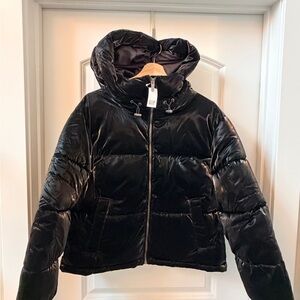 GAP Women's Shiny Black Puffer Coat